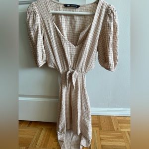 Zara Minidress open back